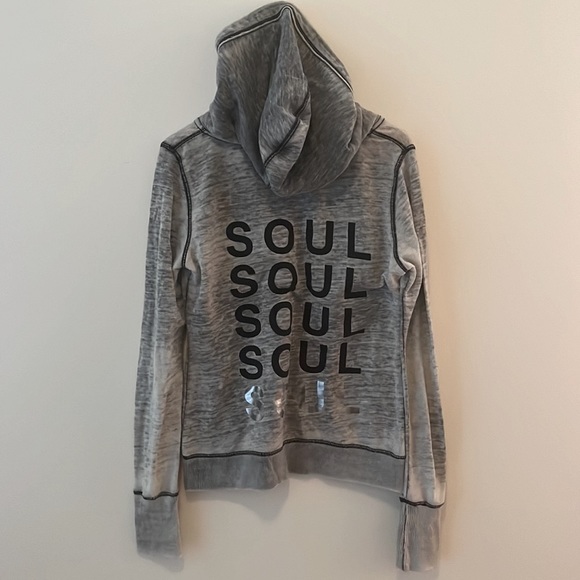 SoulCycle Pullover Hoodie Medium - Picture 2 of 6